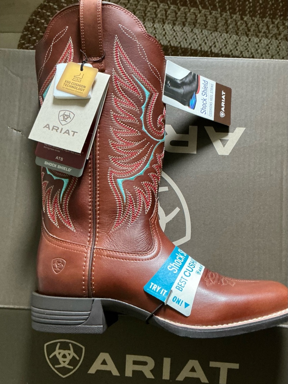 Ariat Ladies Cowboy Boots -New in Box